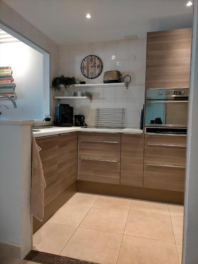 Appartement Met Zeezicht En Vlakbij Het Strand Manilva Kültér fotó